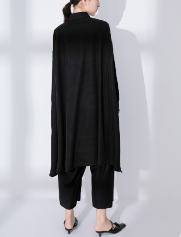 oversized longline shirt with asymmetric hem – DRAPE