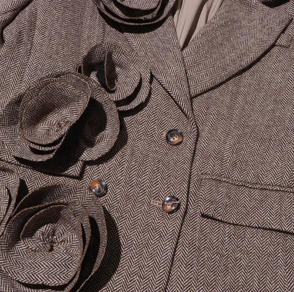 tailored blazer with sculptural floral appliqué – COCOA