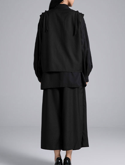 sleeveless wrap-front vest with tie detail – LAYER