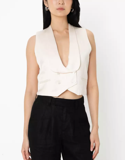 بدلة مصممة خصيصًا بأزرار ذهبية – مارون