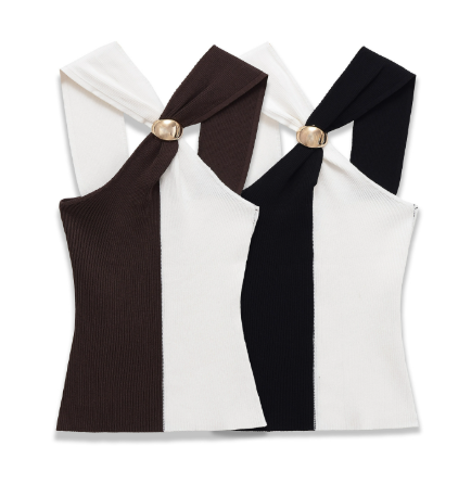 بدلة مصممة خصيصًا بأزرار ذهبية – مارون