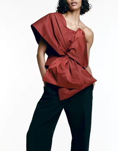 one-shoulder sculpted top with draped bow detail – ROSETTA
