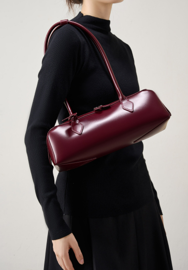 بلوزة مخملية بأكمام طويلة وياقة مزينة – تامر