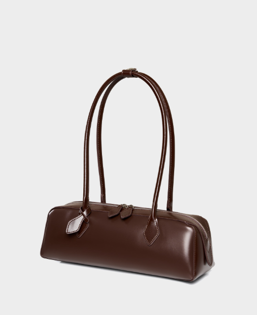 بلوزة مخملية بأكمام طويلة وياقة مزينة – تامر