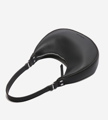 بلوزة مخملية بأكمام طويلة وياقة مزينة – تامر