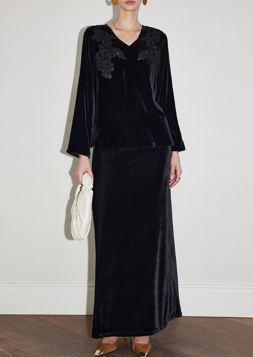 velvet V-neck blouse with floral lace panels – SILYAN