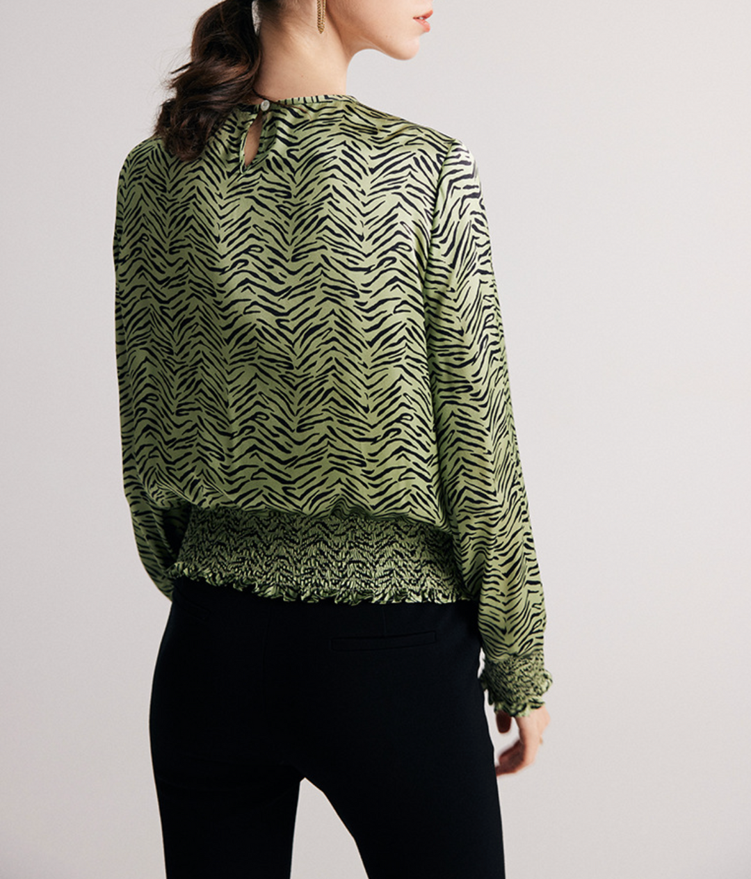 Zebra-Print Smocked Hem Blouse – LIRA