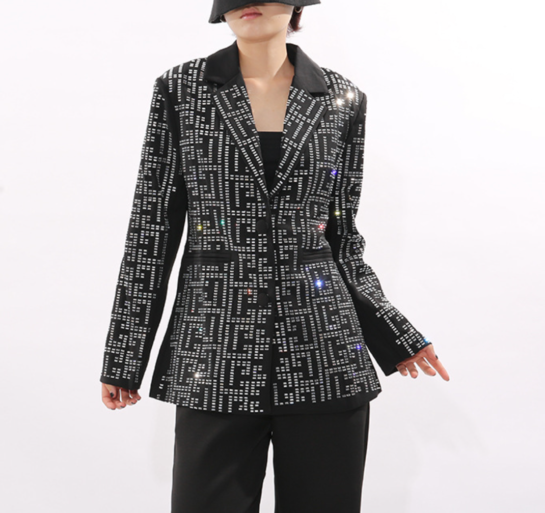 بليزر مصمم خصيصاً مرصع بالكريستال – نوفا