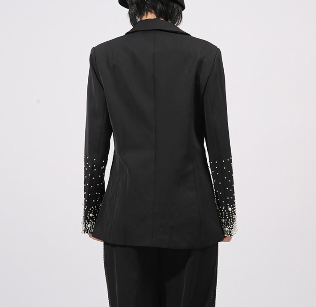 Embellished Tailored Blazer with Beaded Hem – PEARL