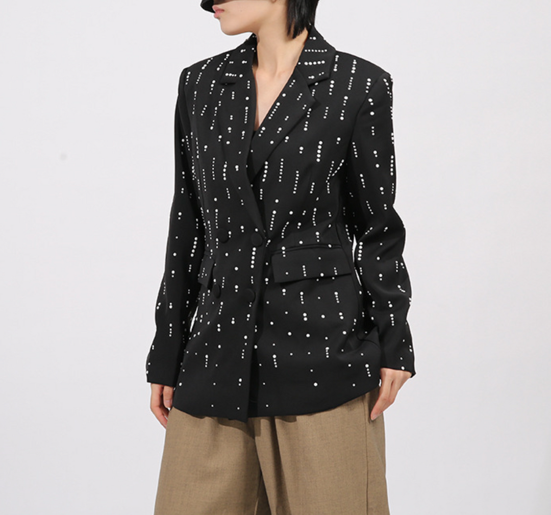 Tailored Crystal-Embellished Double-Breasted Blazer – NORA