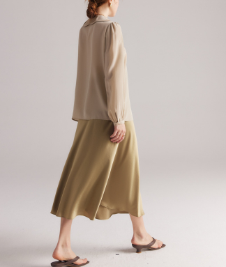 طقم مكون من بلوزة قصيرة وتنورة طويلة من الدانتيل الزهري - أزرق سماوي