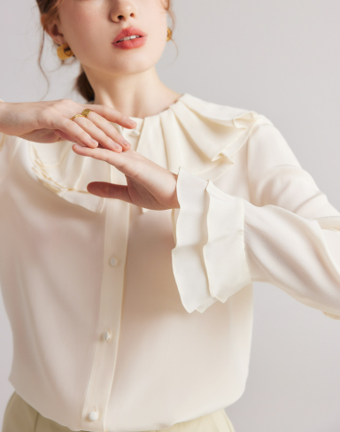 طقم مكون من بلوزة قصيرة وتنورة طويلة من الدانتيل الزهري - أزرق سماوي