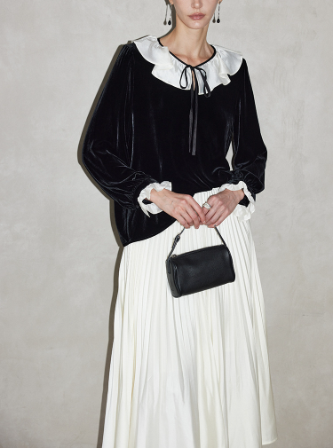 طقم مكون من بلوزة قصيرة وتنورة طويلة من الدانتيل الزهري - أزرق سماوي