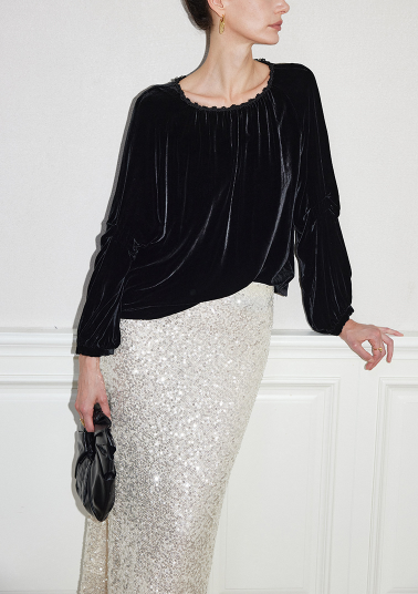 طقم مكون من بلوزة قصيرة وتنورة طويلة من الدانتيل الزهري - أزرق سماوي