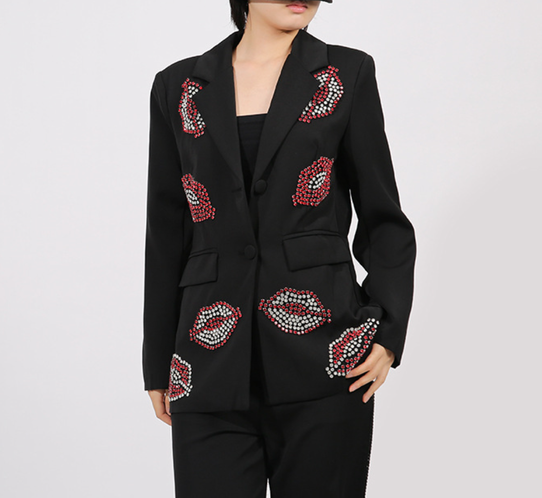 embellished tailored blazer with crystal lip motifs – ROUGE