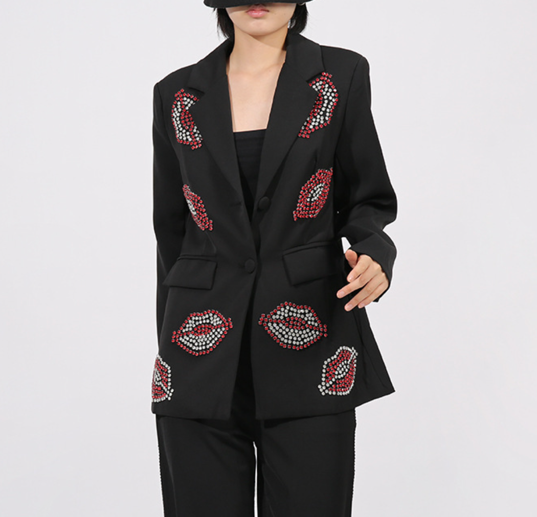 embellished tailored blazer with crystal lip motifs – ROUGE