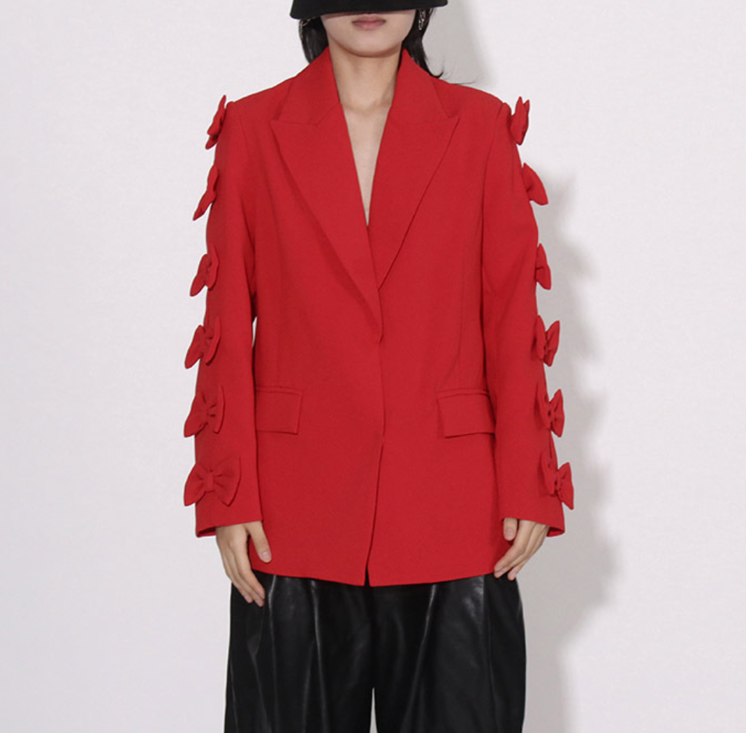 tailored blazer with bow-embellished sleeves – SCARLET