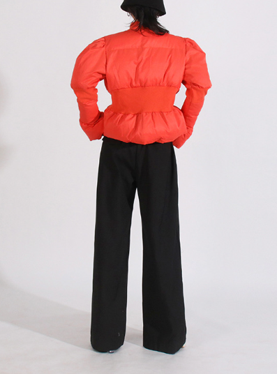 cropped padded jacket with sculpted sleeves – NOIRIX