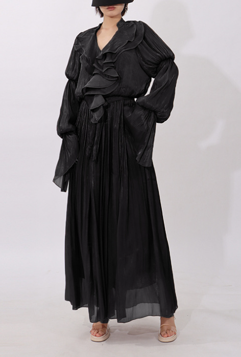 طقم مكون من بلوزة قصيرة وتنورة طويلة من الدانتيل الزهري - أزرق سماوي