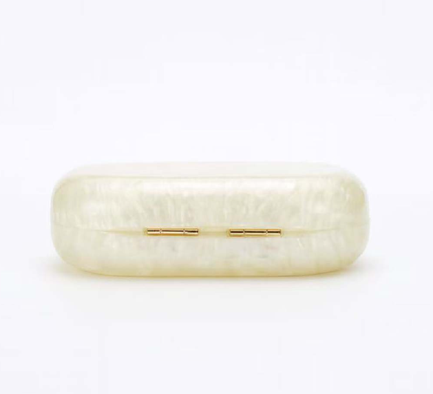 pearlescent oval clutch with pearl clasp – OPALINE