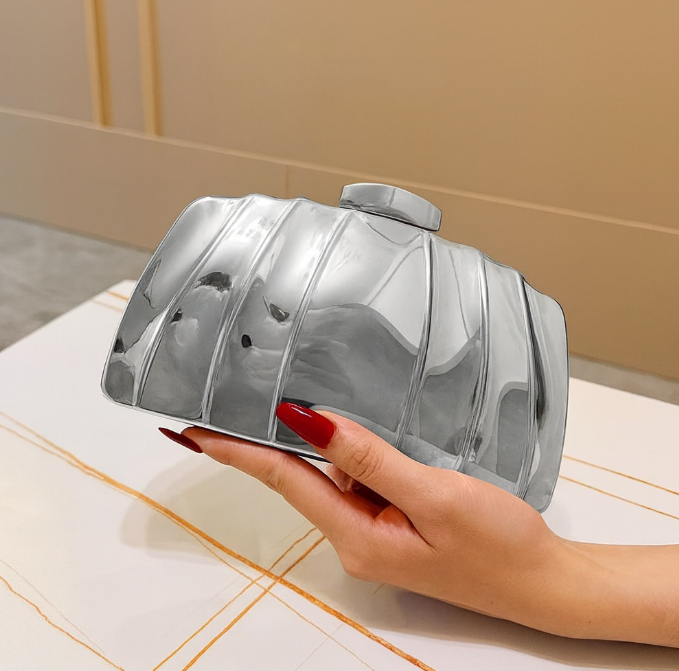 faceted metallic gold clutch with chain strap – ORO