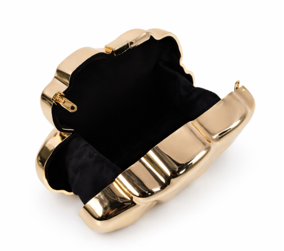 sculpted metallic flower clutch with chain strap – AUREZIA