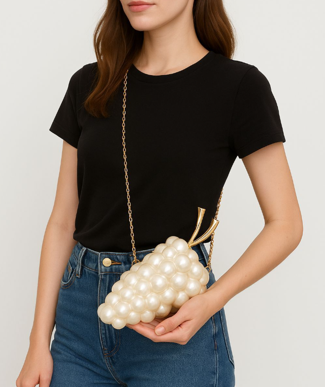 pearl cluster clutch with sculpted gold handle – PERLÉA