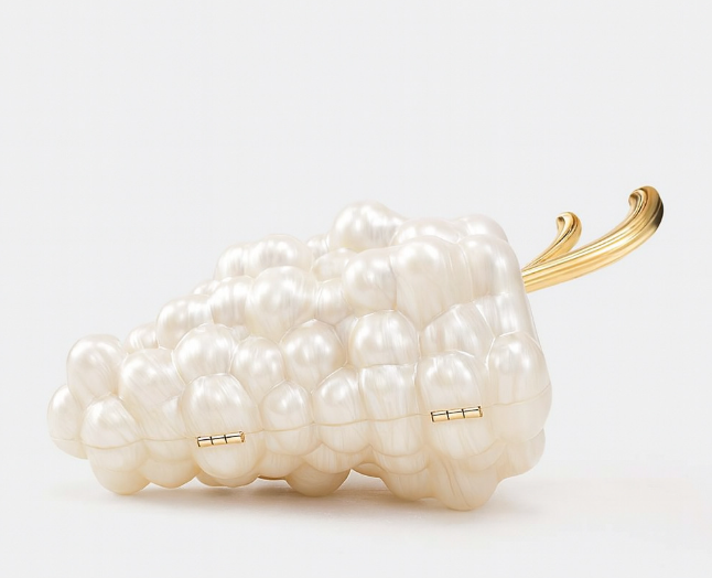 pearl cluster clutch with sculpted gold handle – PERLÉA