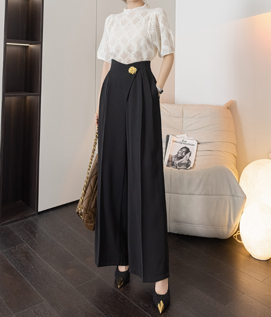 high-waist wide-leg trousers with gold accent – ÉCLAT