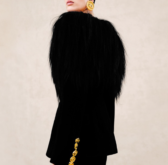 off-shoulder velvet top with feather trim and gold buttons – REGINA