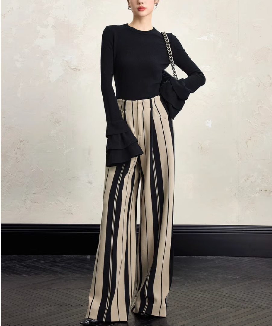 بنطلون واسع مخطط بخصر عالٍ – نوير