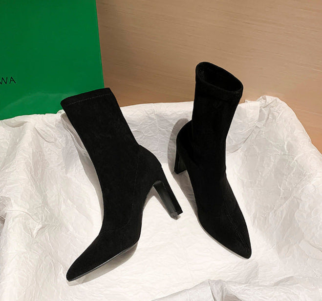 pointed-toe suede ankle boots with block heel – ELLAZI