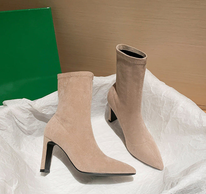pointed-toe suede ankle boots with block heel – ELLAZI