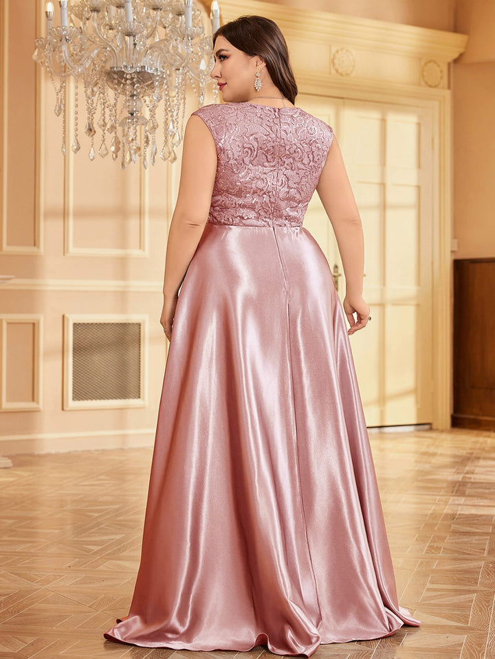 embroidered evening gown with V-neck – CELINRET