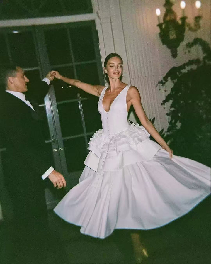 Haut à manches évasées plissées et ensemble jupe longue avec ceinture à la taille – Rosiny 