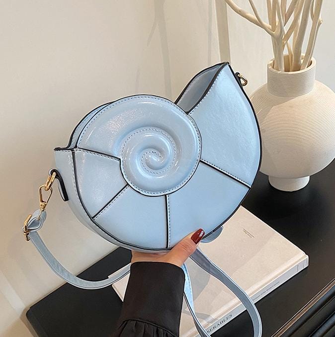 spiral shell crossbody bag with curved design – NAUTILA