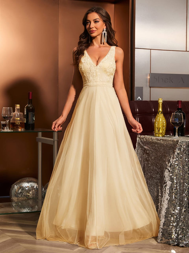 Plissiertes Oberteil mit ausgestellten Ärmeln und Maxirock-Set mit Taillengürtel – Rosiny 