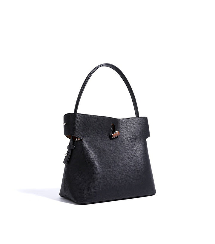 geweven rieten draagtas met dubbele leren handvatten – LÉONIE 