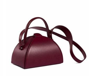 geweven rieten draagtas met dubbele leren handvatten – LÉONIE 