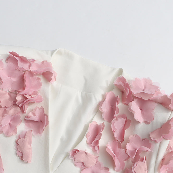 جاكيت بليزر ملفوف مع تطريزات زهور ثلاثية الأبعاد - بلوسوم