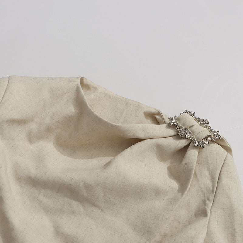 بليزر غير متماثل بتصميم منسدل مع لمسات مرصعة بالجواهر - سيرين