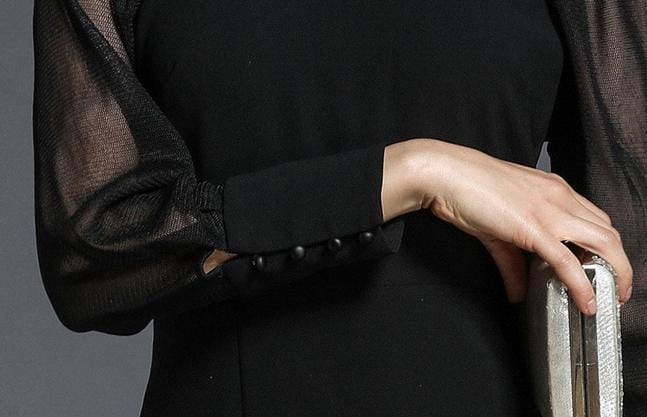 Haut à manches évasées plissées et ensemble jupe longue avec ceinture à la taille – Rosiny 