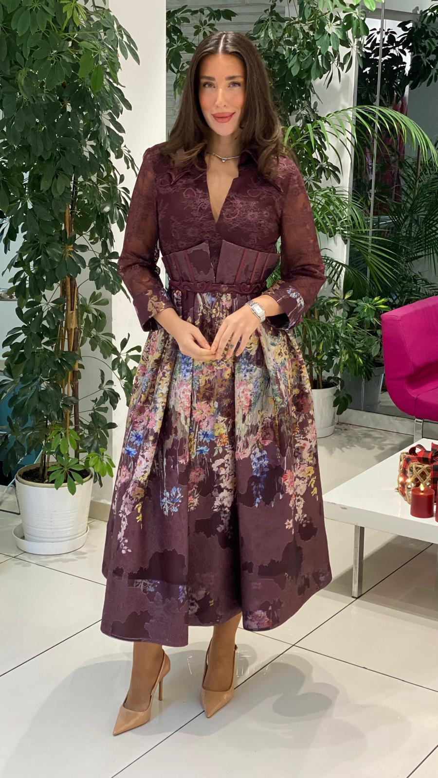 lace bodice midi dress with corset waist and floral skirt – VELARA –