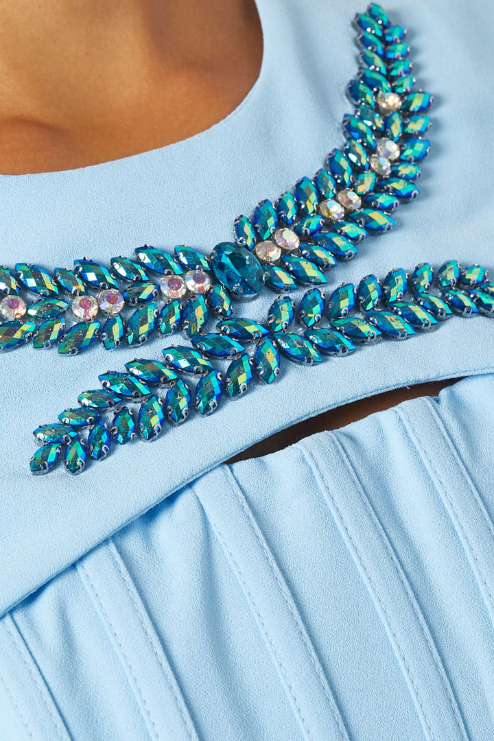 فستان مزين بعباءة وصدرية مطوية – أورورا