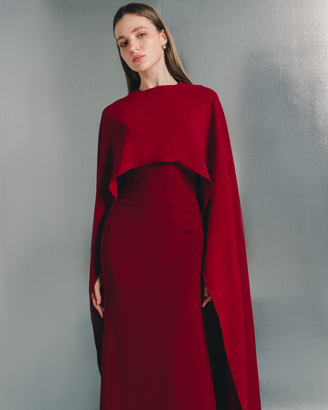 cape-sleeve column evening gown – CRIMSONA