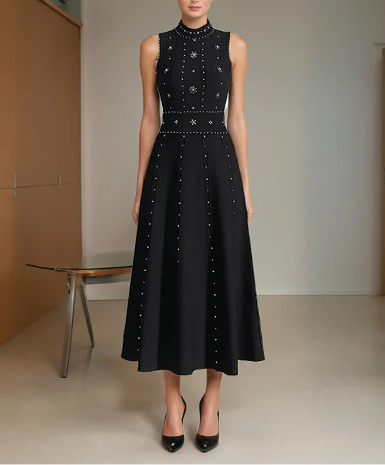 سترة مصممة خصيصًا بخصر بإبزيم وأكمام رفيعة - ميرلوت