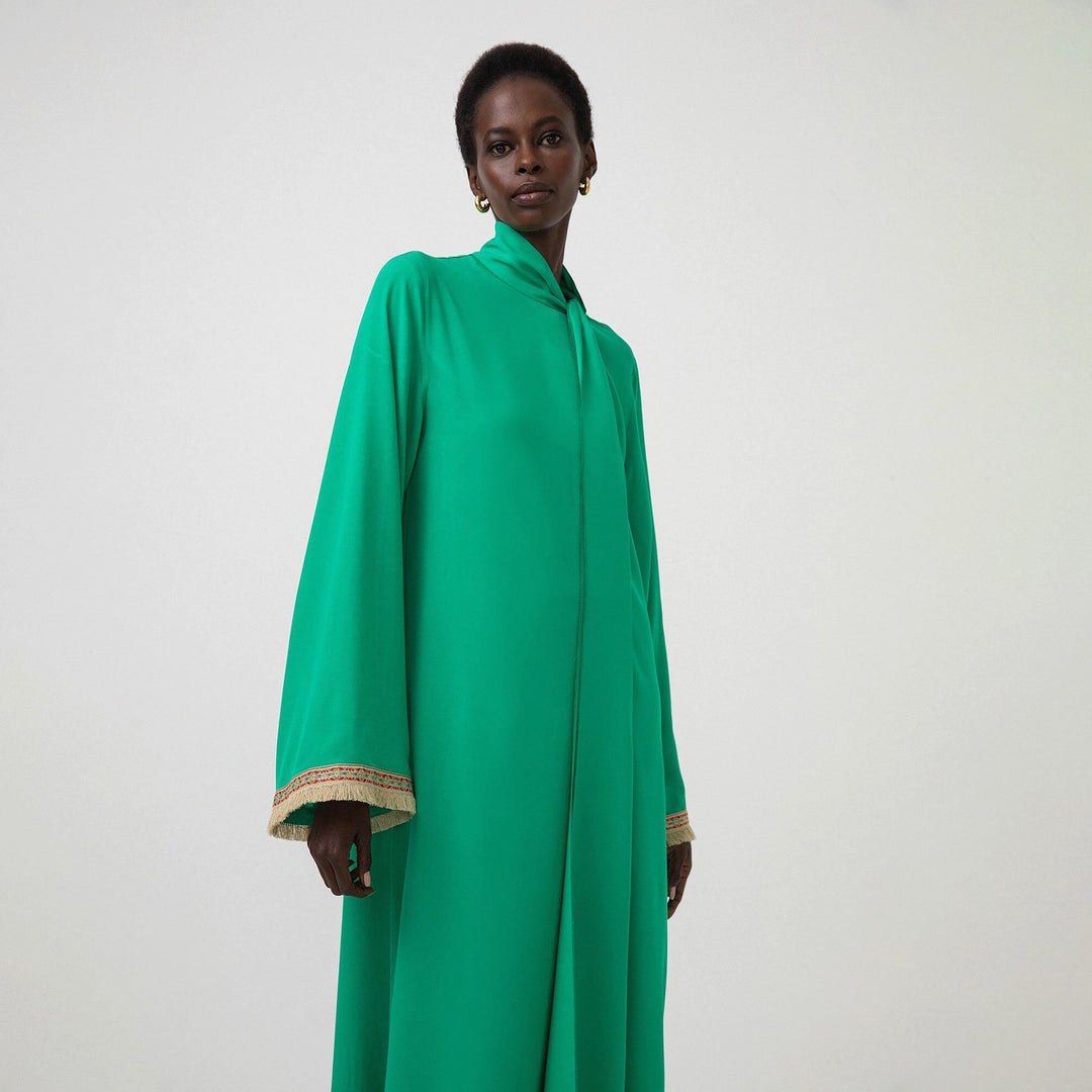 Emerald kaftan with embellished cuffs – AURORA