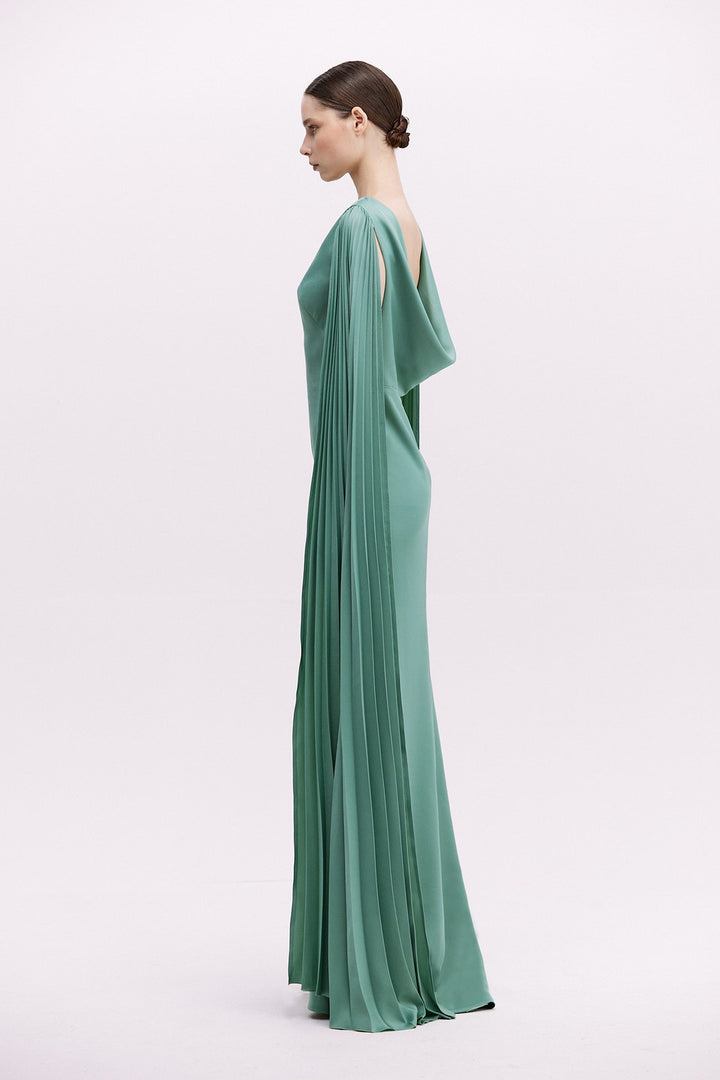 Sleeveless cape evening gown with front slit – AURELIA