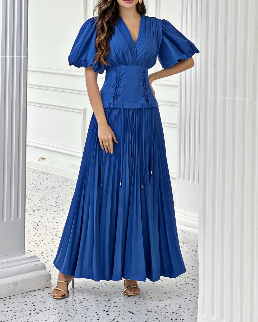 Geplooide top met uitlopende mouwen en maxi-rok set met tailleband – Rosiny 