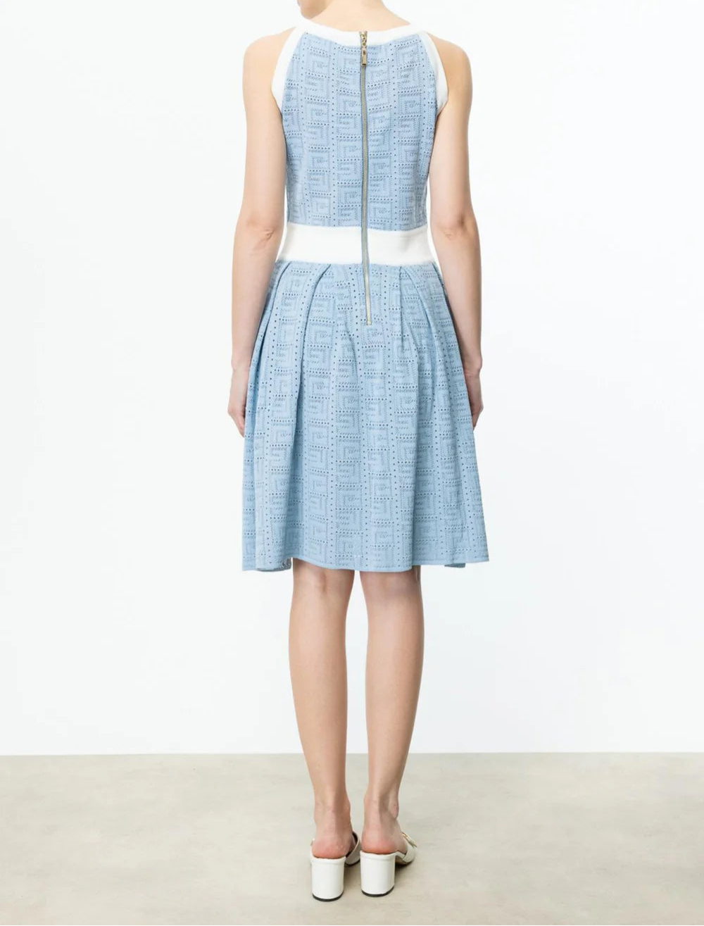 Plissiertes Oberteil mit ausgestellten Ärmeln und Maxirock-Set mit Taillengürtel – Rosiny 